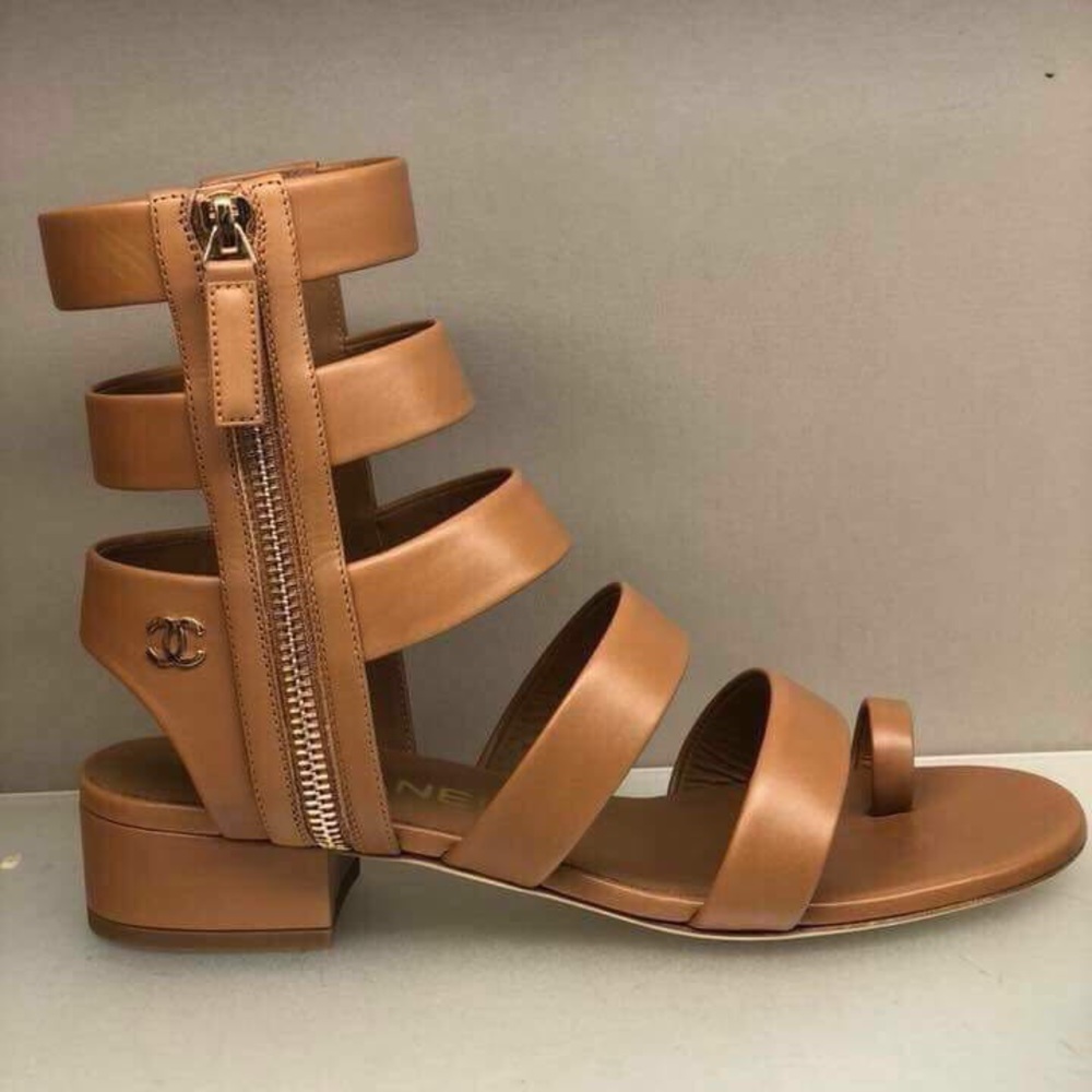❤️SOLD❤️CHANEL SANDAL sale Size 35